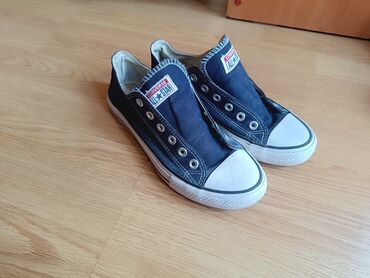 Кроссовки и спортивная обувь: Мужские кроссовки, 40, Converse, Б/у, цвет - Синий, Самовывоз, Платная доставка