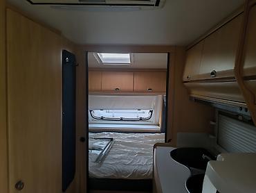 Qoşqular: Karavan Hobby deluxe easy. Sərnişin sayı - 4 İstehsal ili - 2003 — 15