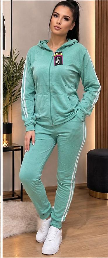 boss zensko odelo: Plisane trenerke M/L XL/XXL‼️ Slika 1 ( Bez,Crn,Zelena) Slika 2 ( — 4