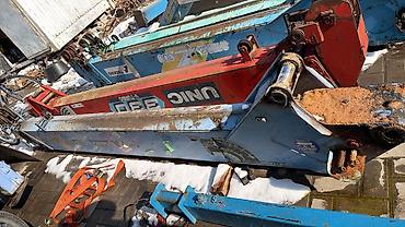 Манипуляторы: Манипулятор — 4