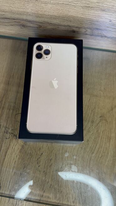 телефон 15000: IPhone 11 Pro Max, Б/у, 256 ГБ, Защитное стекло, Чехол, Коробка, 94 %