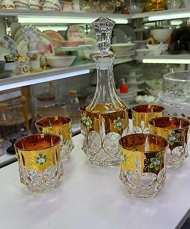 Набор для напитков из богемского стекла с золотым декором и росписью