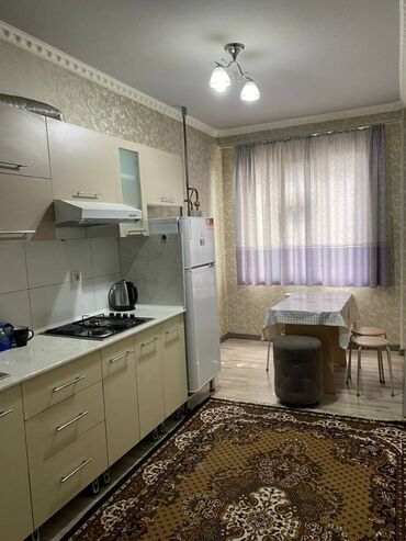 Долгосрочная аренда квартир: 1 комната, Риэлтор, Без подселения, С мебелью частично