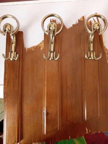 Asılqanlar: Sovetden qalma,qedimi qarderobun, taxta ve polad asilqani — 6