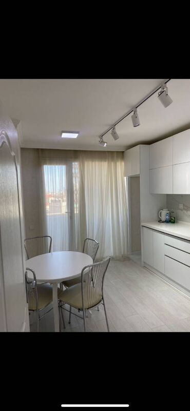 Uzunmüddətli kirayə mənzillər: Bakı şəhəri, Nəsimi rayonu ərazisində (Tibb universitetinin, Zorge — 18