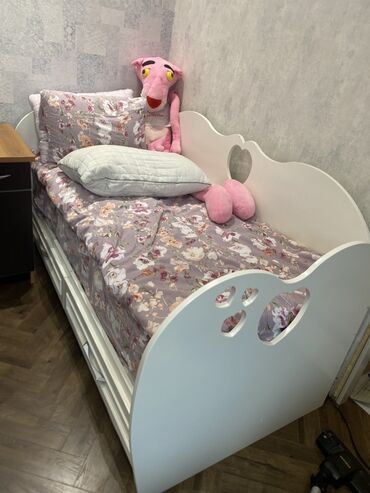 Yataq otağı dəstləri: Uşaq üçün funksional ağ çarpayı - Material: möhkəm MDF/şpon lövhə, ağ — 9