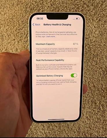 iphone q: IPhone 14, Ağ, Face ID — 3