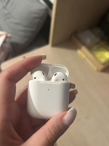 Mikrofonlar: Simsiz (Bluetooth) Qulaqcıqlar, Apple, rəng - Ağ