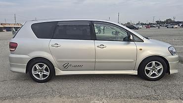 Toyota: Toyota Ipsum: 2001 г., 2.4 л, Автомат, Бензин, Минивэн — 4
