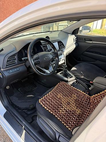 getz diesel: Hyundai Elantra: 2018 г., 1.6 л, Автомат, Бензин, Седан — 8