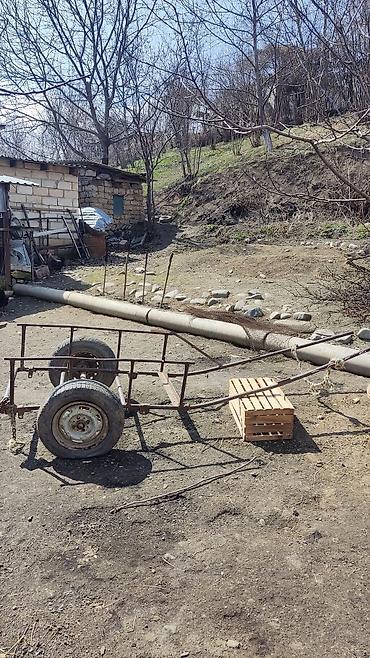 qoşqusu olan avtomobil: Iki təkərli metal qoşqu karkası - Konstruksiya: qaynaq olunmuş möhkəm — 1