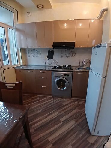 Uzunmüddətli kirayə mənzillər: Xirdalanda 2 otaqli menzil kiraye verilir. Menzil 4/2 ci mertebesinde — 8