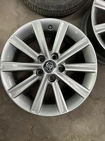 Литые Диски R 17 Toyota, Комплект, отверстий - 5, Б/у