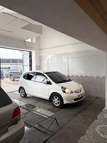 Honda: Honda Fit: 2003 г., 1.3 л, Вариатор, Бензин, Хэтчбэк — 3