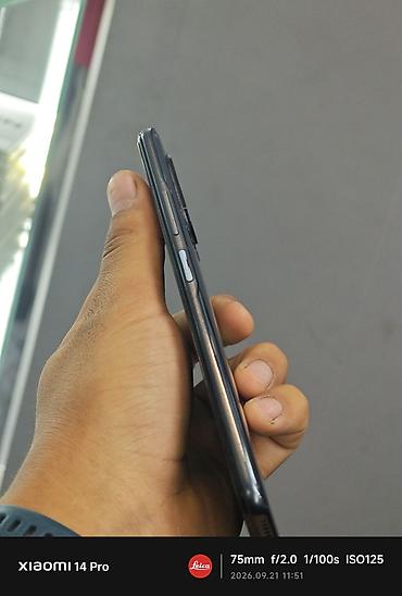 чехол poco f3: Poco F3, Б/у, 256 ГБ, цвет - Черный, 2 SIM — 3
