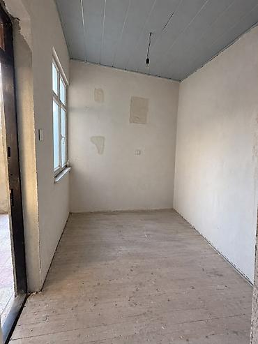 Həyət evləri və villaların satışı: 7-ci mikrorayon 3 otaqlı, 90 kv. m, Kredit yoxdur, Yeni təmirli — 7