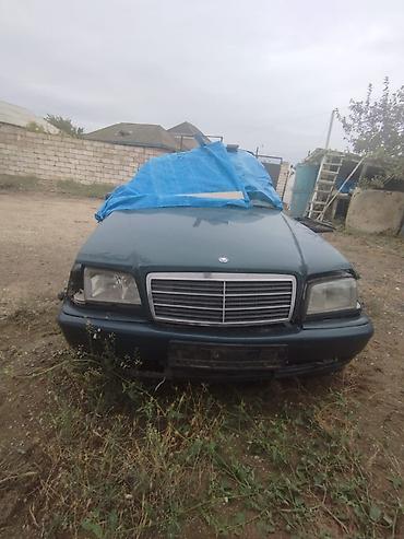 daewoo nexia 2005: Mercedes-Benz C 180: 1.8 l | 1998 il Sedan — 6