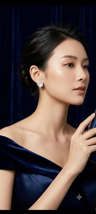 знаки: 💎 Нашли украшение? Теперь сравните цены с Aura Gold! ✨ Мы уверены — 5