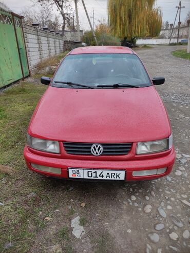 мини квадроцикл: Volkswagen Passat: 1994 г., 2 л, Механика, Бензин, Седан