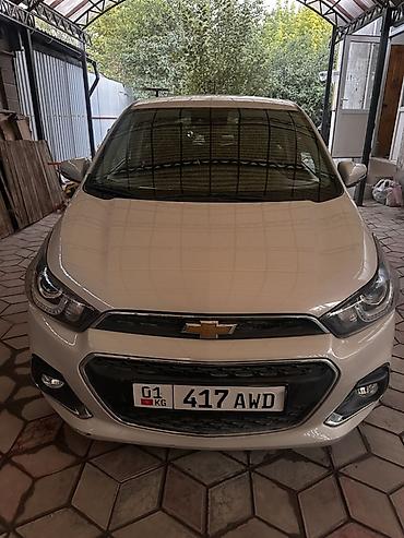 Chevrolet Spark: 2016 г., 0.9 л, Автомат, Бензин, Хэтчбэк