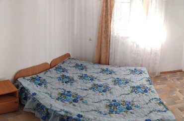 аренда котеджа: 40 м², 2 комнаты, Утепленный, Бронированные двери, Парковка