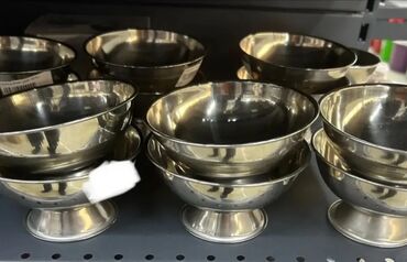 Digər dəstlər və servizlər: Paslanmayan buz vedrəsi satılır.Dondurma qabları satılır. Nerj — 10