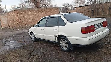Volkswagen: Volkswagen Passat: 1996 г., Седан — 4