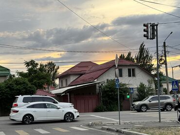 земельный участок первая линия: Дом, 300 м², 7 комнат, Собственник, Евроремонт