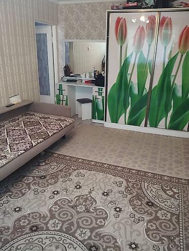 Продажа комнат: Продаю 1 комнатную квартиру, в мкр Кок Жар, 104 серии, 1 этаж из 5 — 2