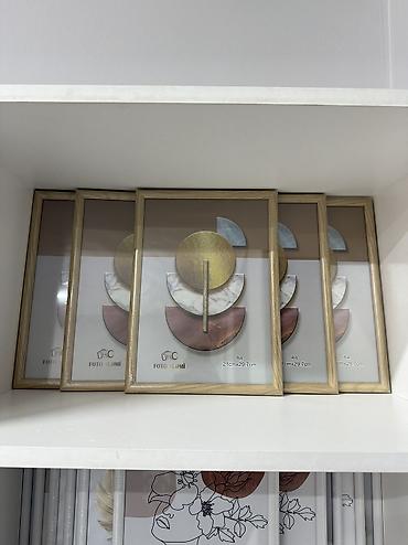 Şəkillər, tablolar: Çərçivələr A4 ölçülü (21 x 29,7 sm) Başqa rənglərə və dizayınlara — 1