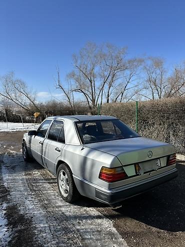 Mercedes-Benz: Mercedes-Benz W124: 1991 г., 2.6 л, Механика, Бензин, Седан — 7