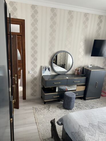 Uzunmüddətli kirayə evlər: 78 kv. m, 3 otaqlı, İşıq, Kanalizasiya, Kombi -da lalafo.az — 6 Uzunmüddətli kirayə evlər: 78 kv. m, 3 otaqlı, İşıq, Kanalizasiya, Kombi — 6