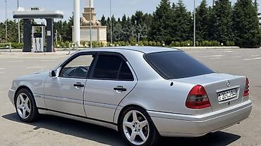 cls 63 amg: Mercedes-Benz C-Class: 2 l | 1994 il Sedan — 6
