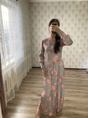 Повседневные платья: Каждая позиция по 300 сом Самовывоз либо отправка курьером Женские — 6