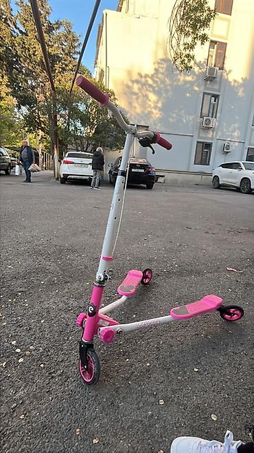 Motonəqliyyat: Uşaq üçtəkərli skuter – “Y-fliker” tipli - İki ayaq platformalı — 1