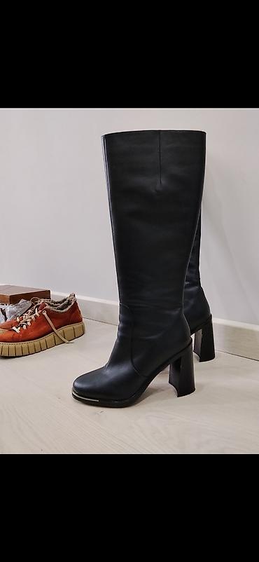 Другая женская обувь: Отдаю вещи даром.
Пишите, если нужно — 2