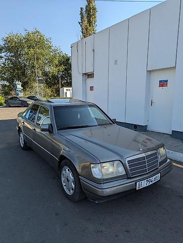 Mercedes-Benz: Mercedes-Benz W124: 1994 г., 2.2 л, Автомат, Бензин, Седан — 11