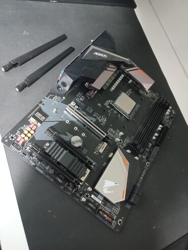 Настольные ПК и рабочие станции: Материнская плата, Б/у, Gigabyte, AM4, ATX, Для ПК