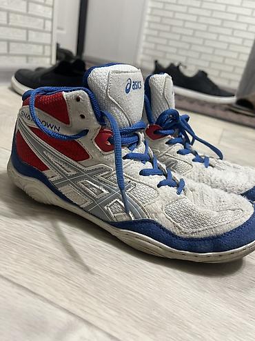 боксерские перчатки оригинал: Мужские кроссовки, 39, Asics, Б/у, цвет - Белый, Самовывоз — 3