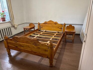 оборудование для мороженое: Двуспальная кровать, Б/у, Без матраса, Дерево, длина - 2 см