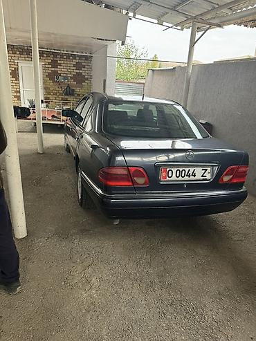 Mercedes-Benz E-Class: 1997 г., 2.3 л, Кол менен иштөөчү, Бензин, Седан lalafo.kg да — 5 Mercedes-Benz E-Class: 1997 г., 2.3 л, Кол менен иштөөчү, Бензин, Седан — 5