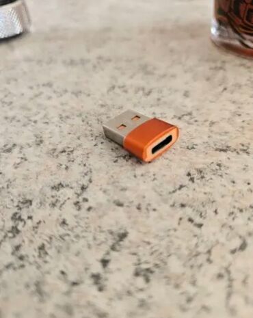 Flash kartlar: Flash kart < 2 GB, USB type C, Yeni — 9