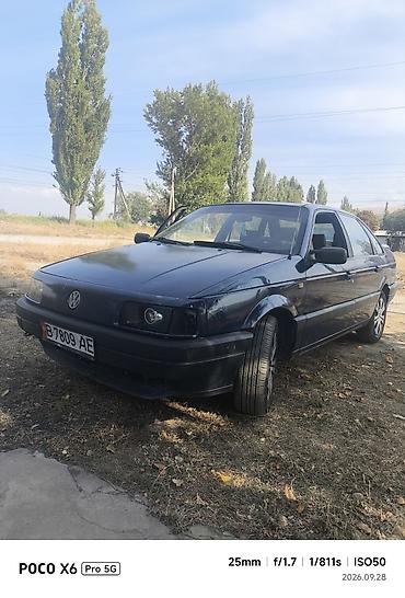 кран гусь купить бу: Volkswagen Passat: 1991 г., 2 л, Механика, Седан — 2
