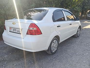 подушка в машину на сиденье: Chevrolet Aveo: 2010 г., 1.6 л, Механика, Бензин, Седан — 1