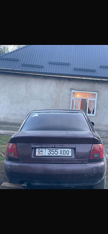 ауди а6 с4 1: Audi A4: 1996 г., 1.8 л, Кол менен иштөөчү, Бензин — 1