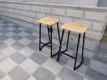 Bağ, çöl masa və oturacaq dəstləri: Metall karkaslı taxta lamelli skamya dəsti - Məhsul: açıq məkana — 46