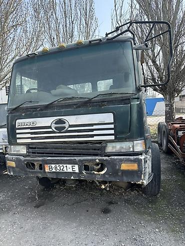 Тягачи: Тягач, Toyota, 1990 г. — 2