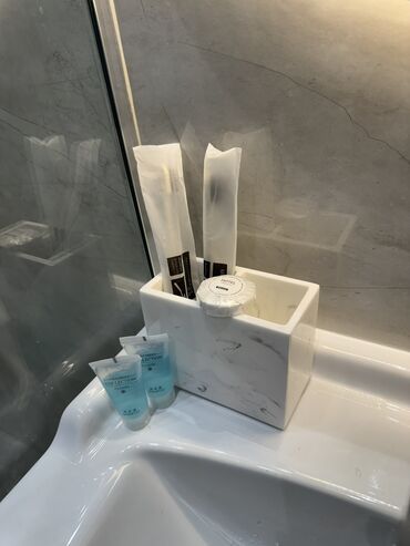 Посуточная аренда квартир: 1 комната, Душевая кабина, Постельное белье, Кондиционер — 10