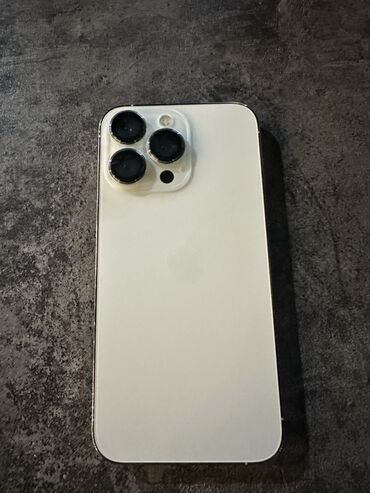 android телефон: IPhone 13 Pro, Б/у, 256 ГБ, White Titanium, Защитное стекло, Чехол, 91 %