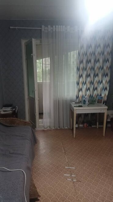 Продажа квартир: 1 комната, 34 м², 105 серия, 4 этаж, Старый ремонт